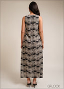 Black and white geometric printed v neck sleeveless maxi dress
