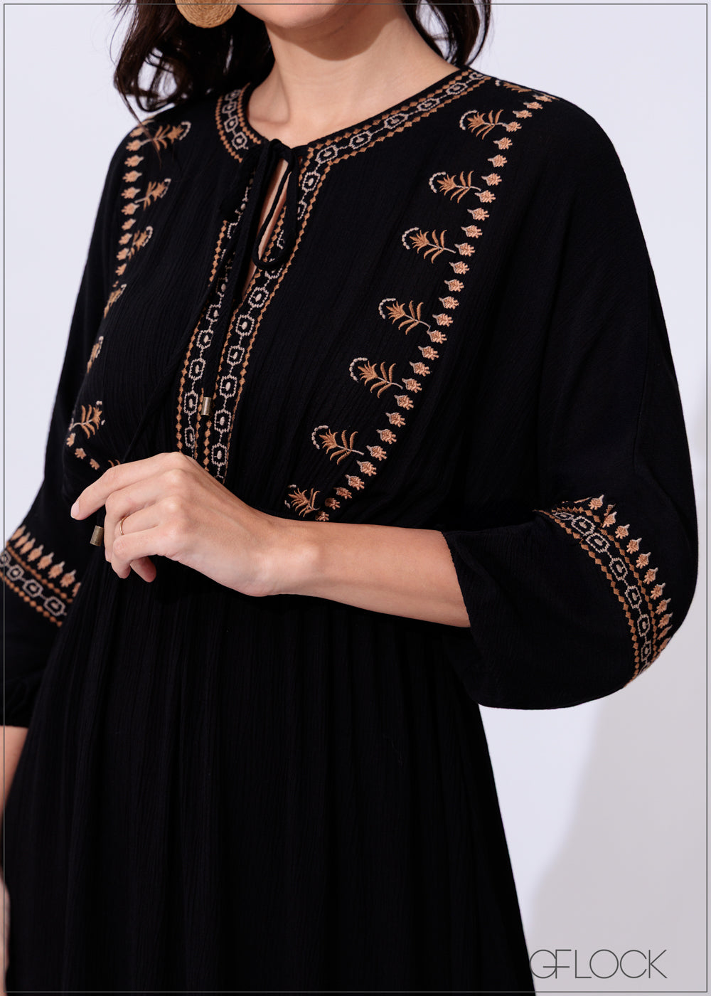 Embroidery Midi Dress - 300425