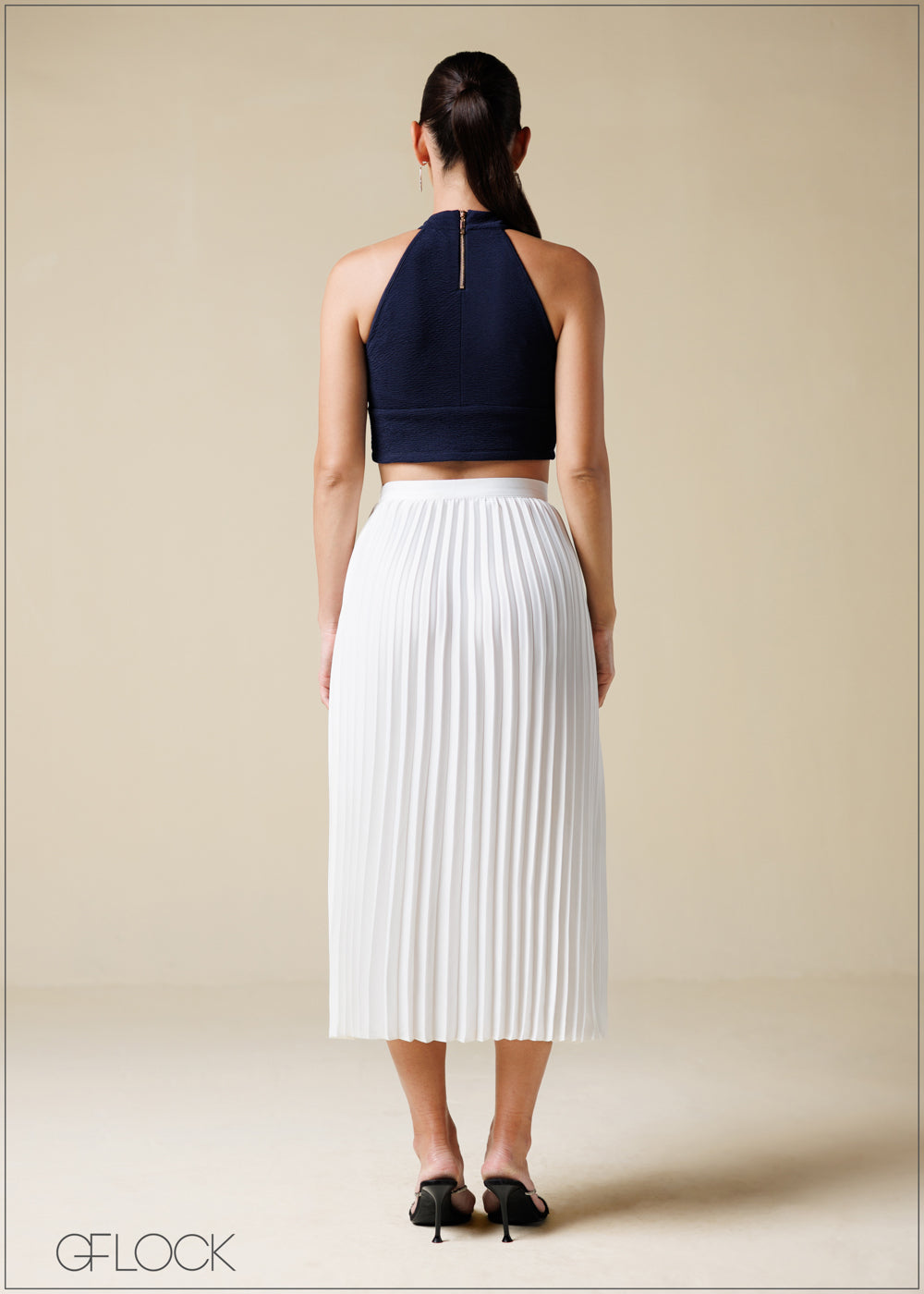 High Neck Sleeveless Top - 250725