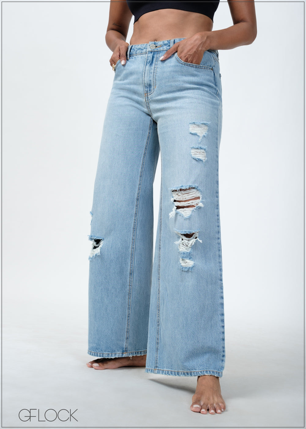 Wide Leg Light Wash Jean - 090425