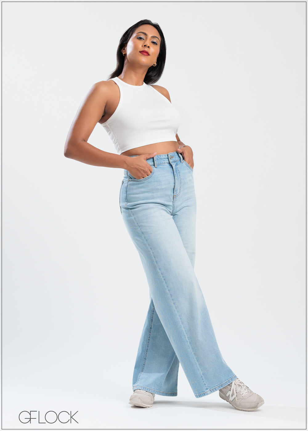 Light Wash Wide Leg Jean - Long Length - 250625