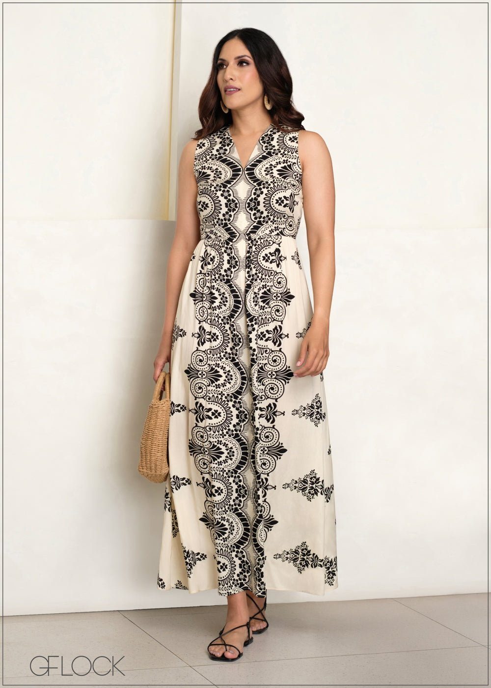 V-Neck Border Maxi Dress - 140625