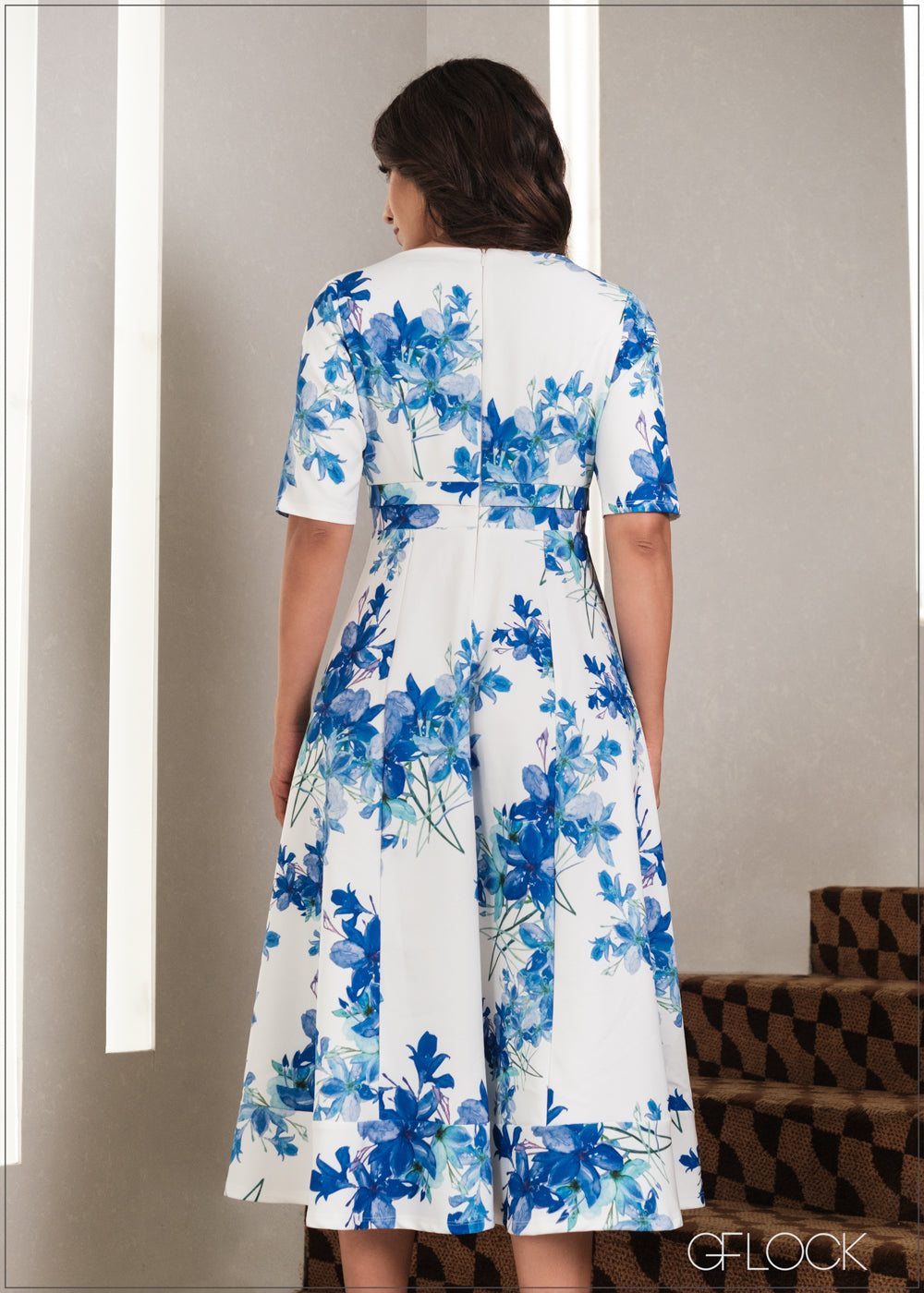 Short Sleeved V-Neck Midi Dress - 271023