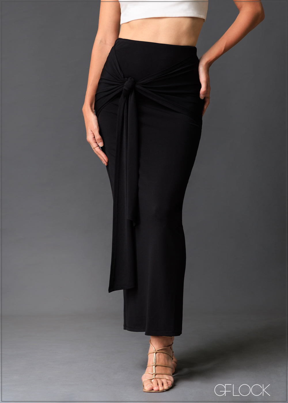 Front Knot Detailed Skirt - 020525