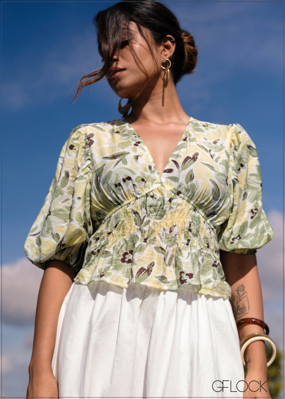 V-Neck Puff Sleeve Top - 171025