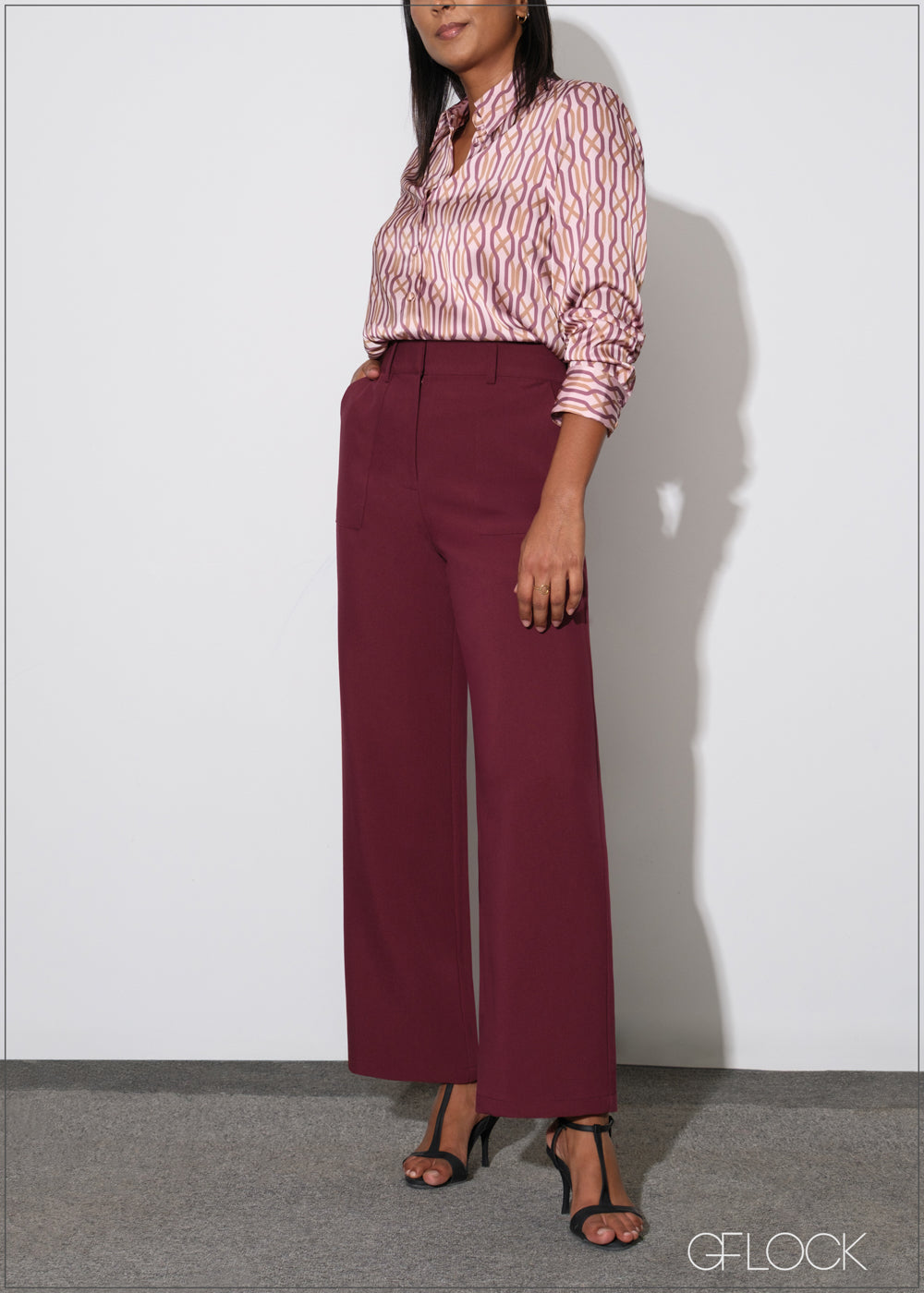 Straight Leg Pant With Pockets - 070725