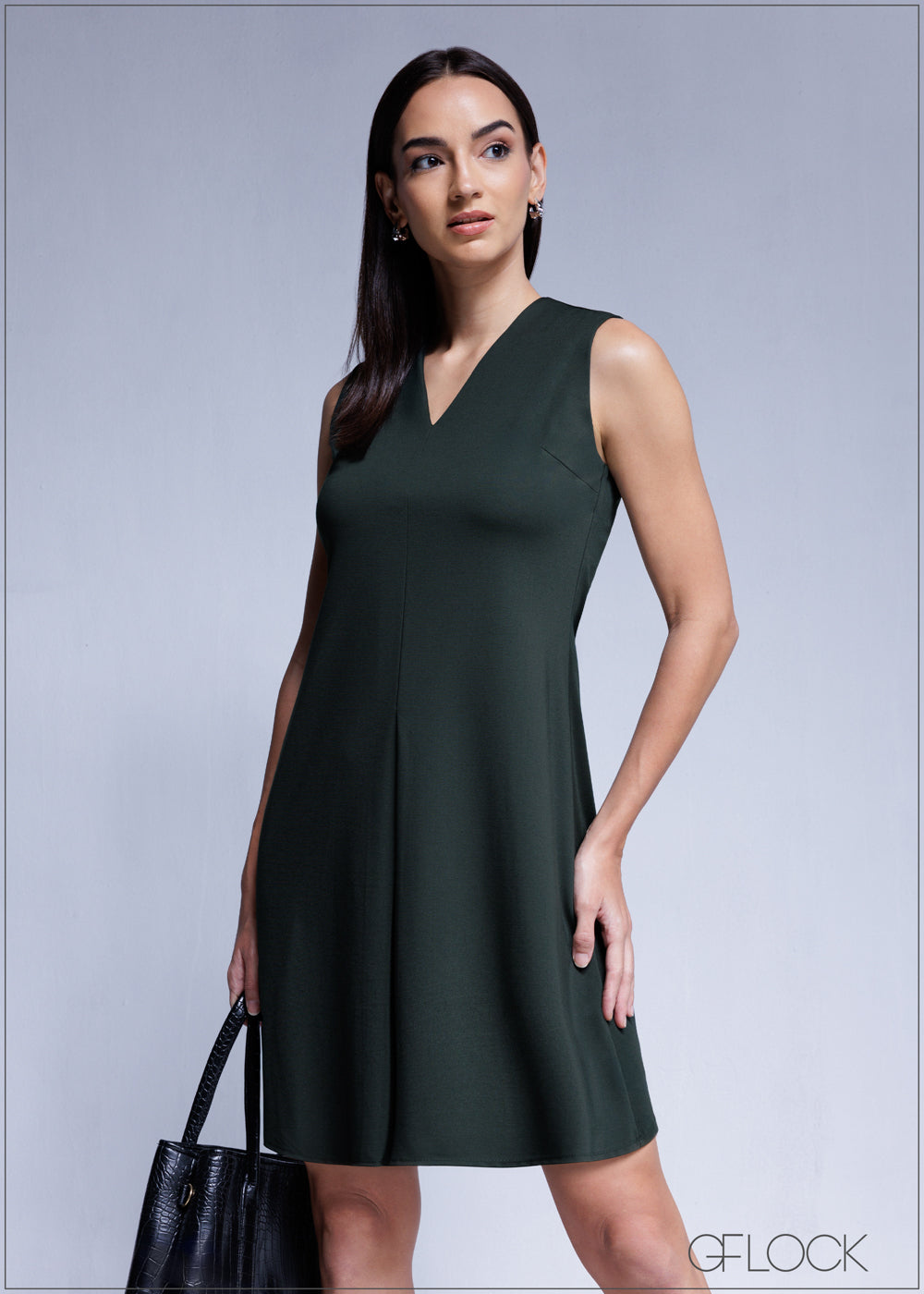 Sleeveless Dress With Front Pleat - 100425