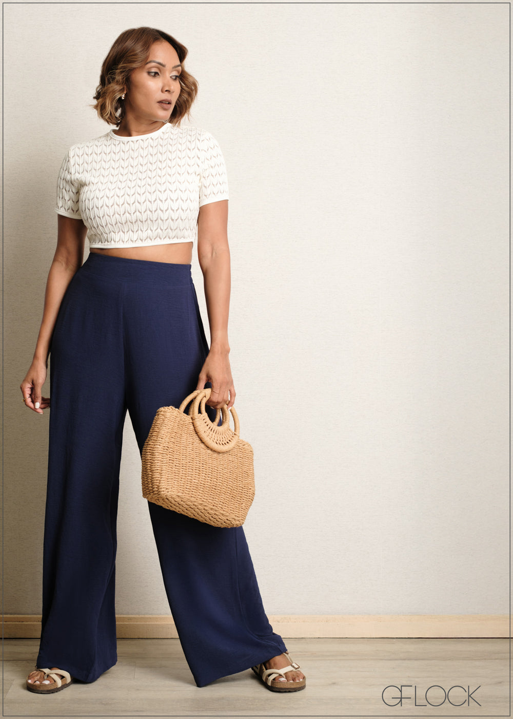 Wide Leg Pull On Pant - 090525