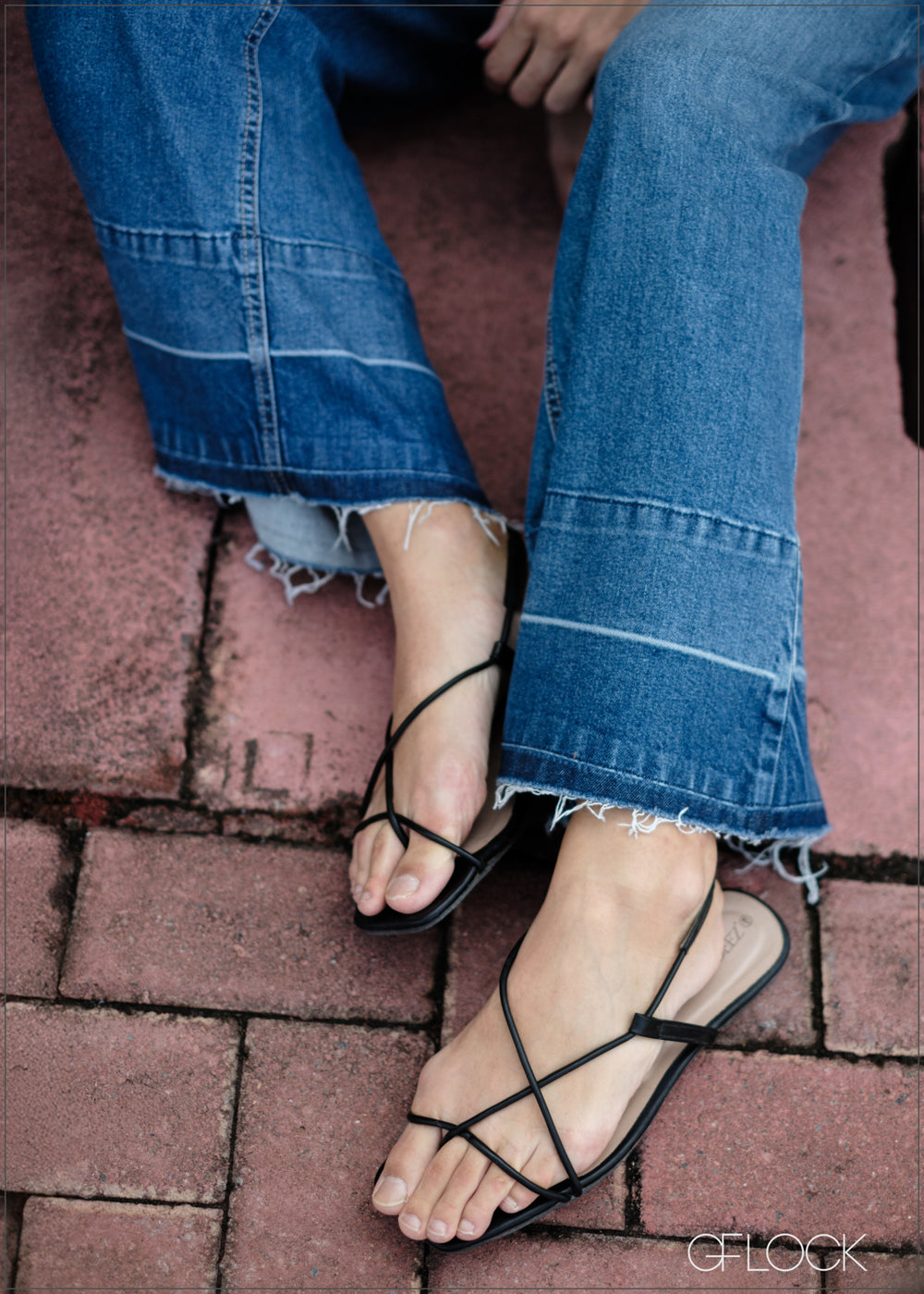 Wide Leg Let Hem Jean - Short Length - 090425