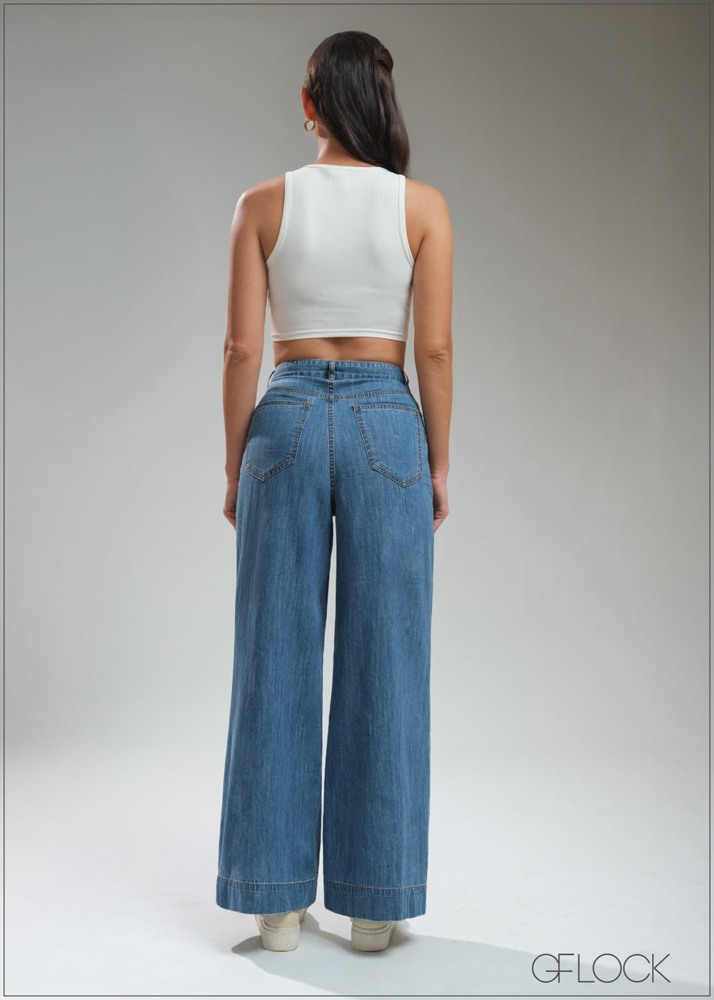 Light Wash Wide Leg Jean - Short Length - 210925